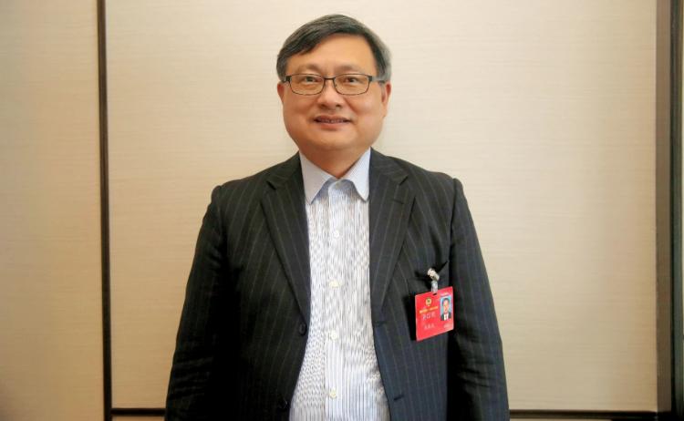 施教斌：領悟中央政策精神   齊心協力建設